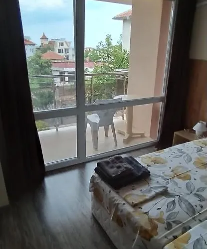 къща, за гости мери 게스트하우스 체르노모레츠